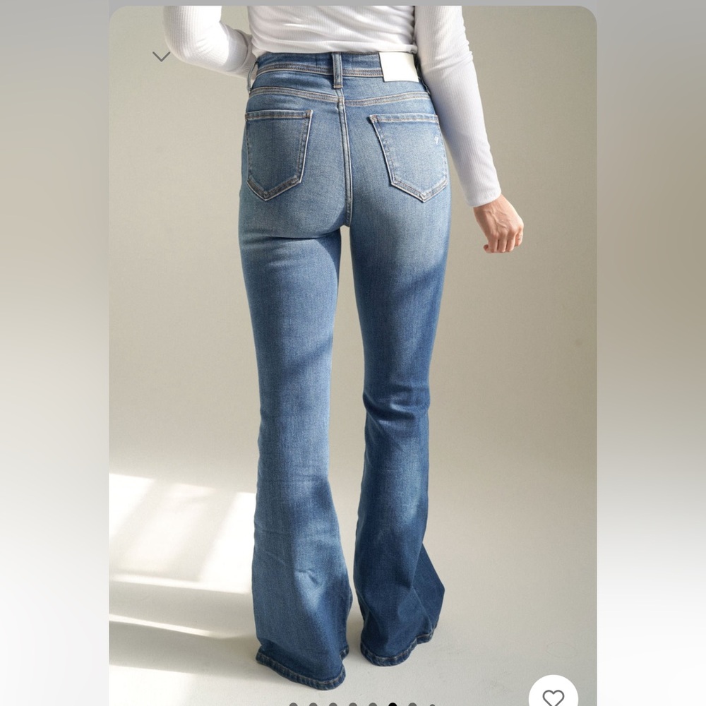 CJLA Austin Flare Jeans medium wash